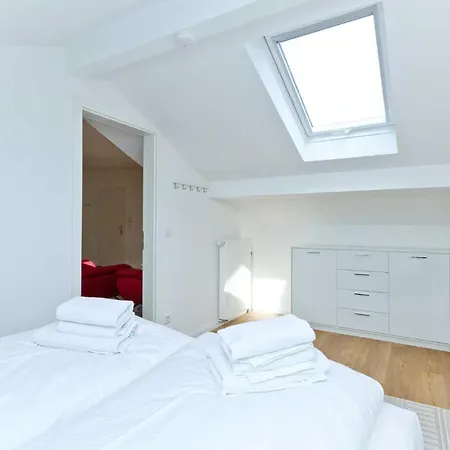Livia - 1,2,4 & 5 Appartement Heringsdorf (Usedom)
